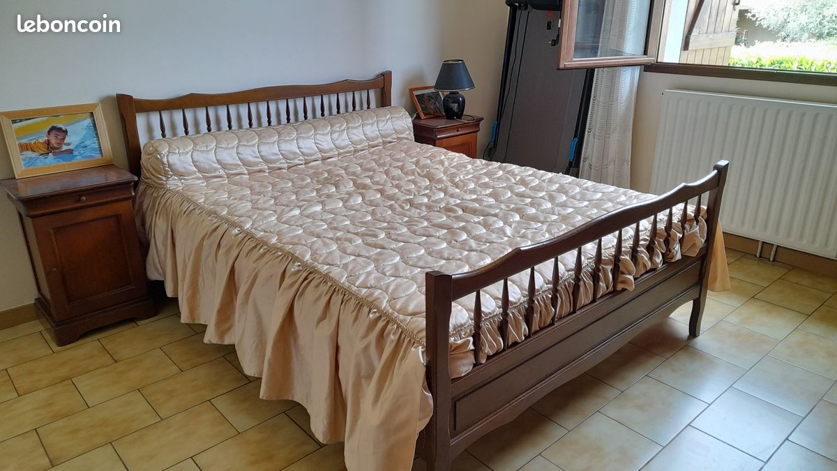 Lit 140X190 + matelas + sommier (image 1)