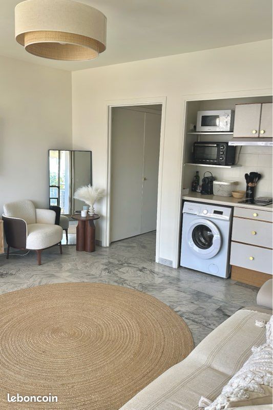 Appartement 1 pièce 30 m² · à Antibes · 30 m² · 900 €/mois