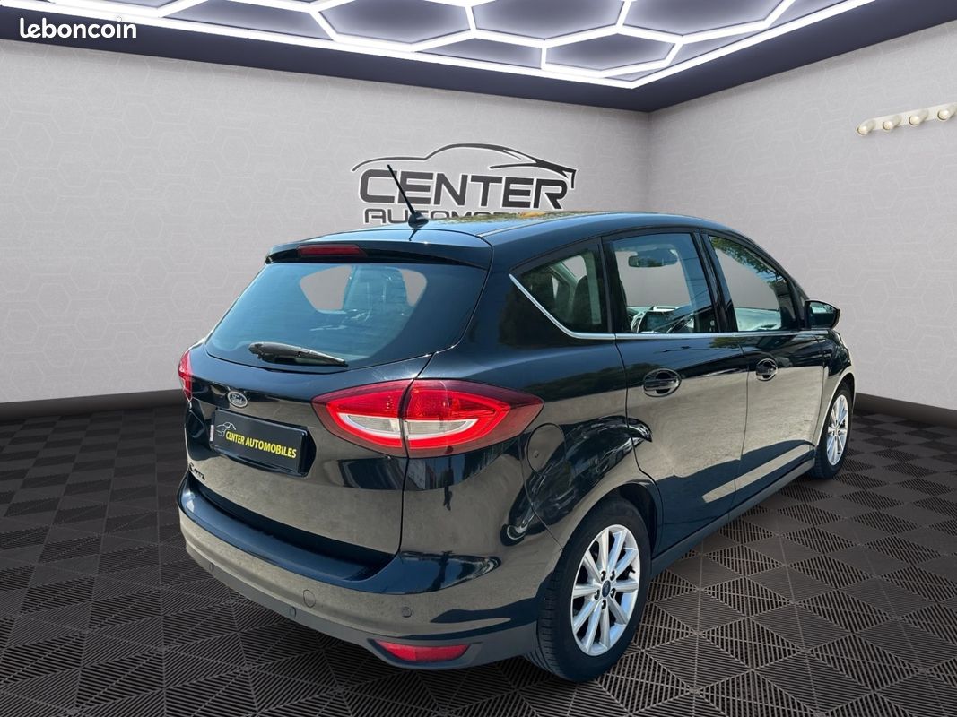 FORD C-Max Titanium 1.5 TDCi 120 cv {RADAR ARR - TOIT PANORAMIQUE} (image 4)