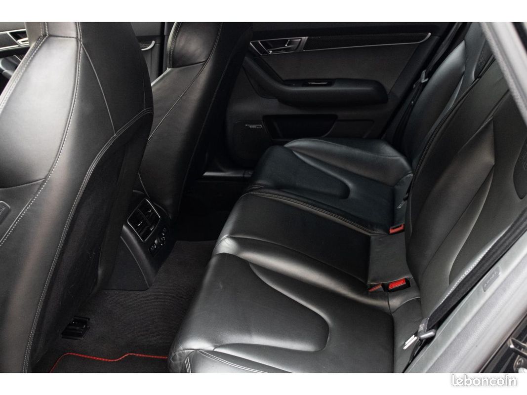 AUDI A6 RS6 Plus Avant Quattro 5.0i V10 TFSI (image 15)
