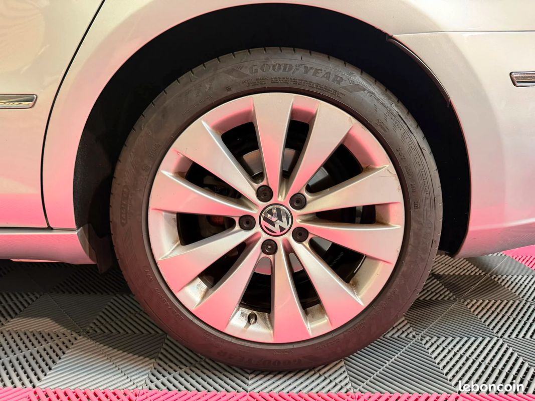Volkswagen Passat CC 2.0 TDI 150ch BVM6 Business - Entretien à jour - Carplay - Embrayage et distribution Neuf - Radar AV/AR - Sièges électriques (image 9)
