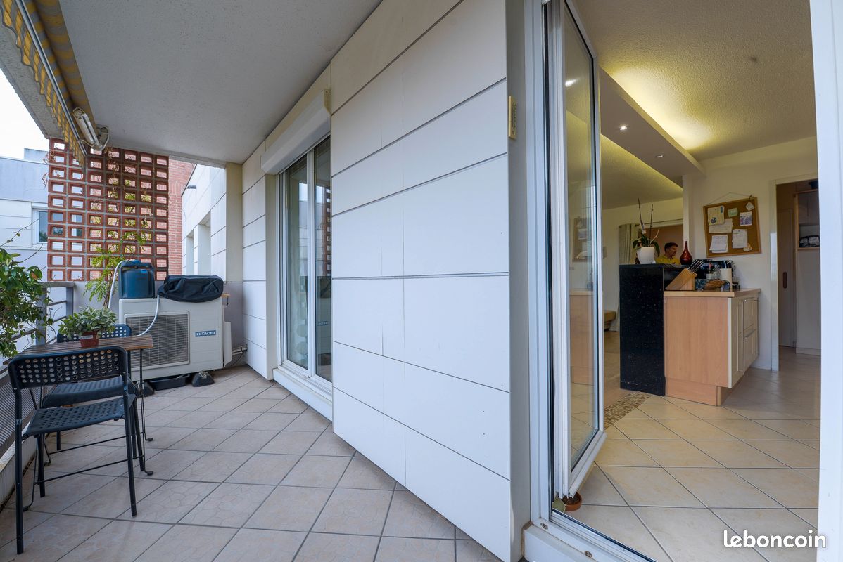 Local commercial 5 pièces 100 m² · à Toulouse · 100 m² · 390 000 €