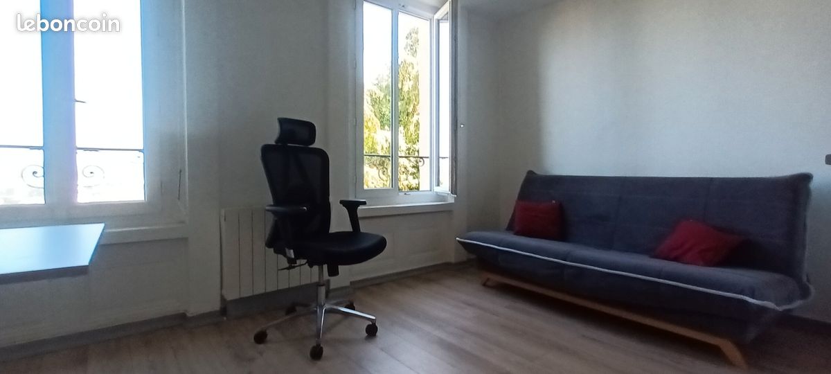 Appartement 1 pièce 24 m² · à Saint-Étienne · 24 m² · 390 €/mois