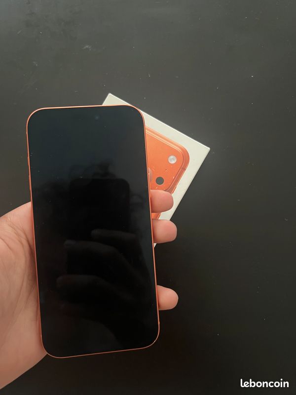IPhone 17 pro Max (image 2)