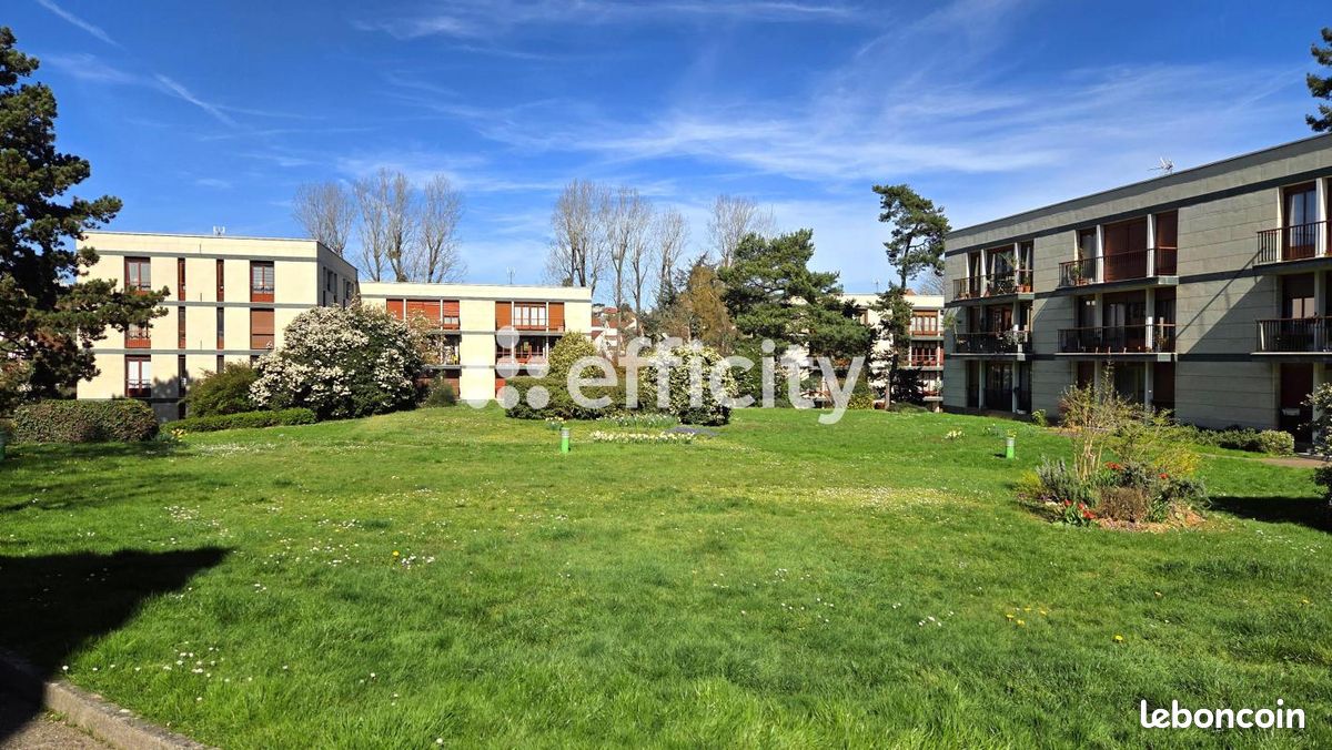 Appartement 2 pièces 54 m² · à Châtenay-Malabry · 54 m² · 247 500 €