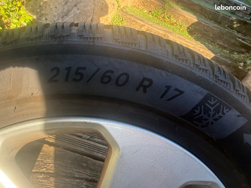 Roues alu avec pneus hiver 215/60/17 (image 3)