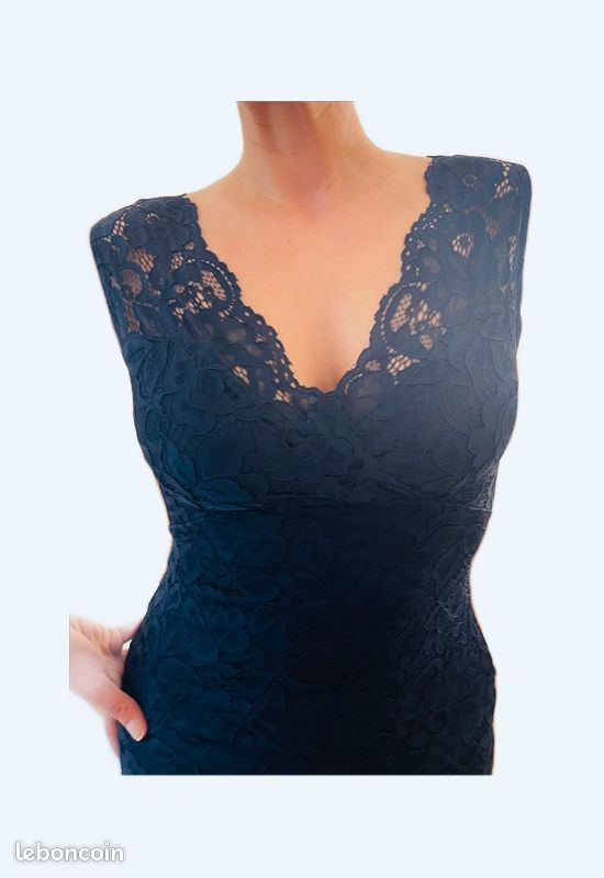 Robe (image 1)