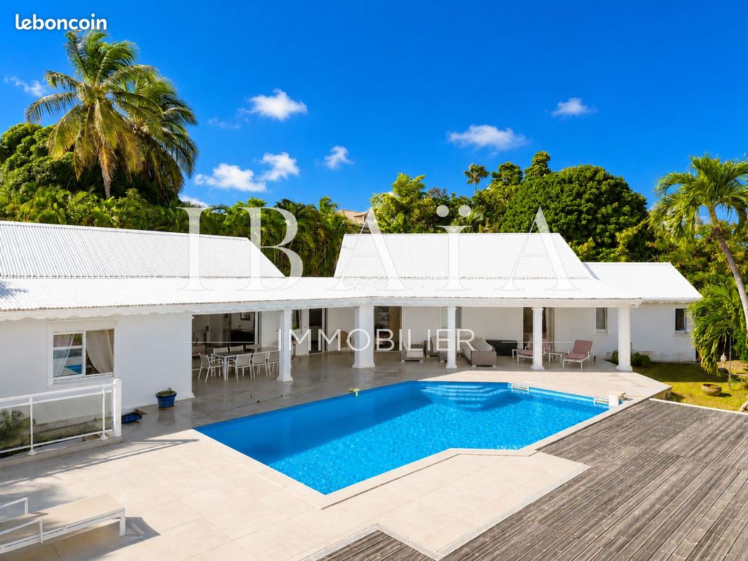 Maison 6 pièces 190 m² · à Le Gosier · 190 m² · 795 000 €