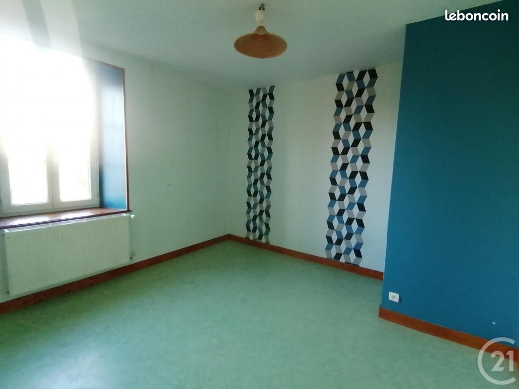 Maison 12 pièces 343 m² - Valdelaume 79110 Pioussay (image principale 9)
