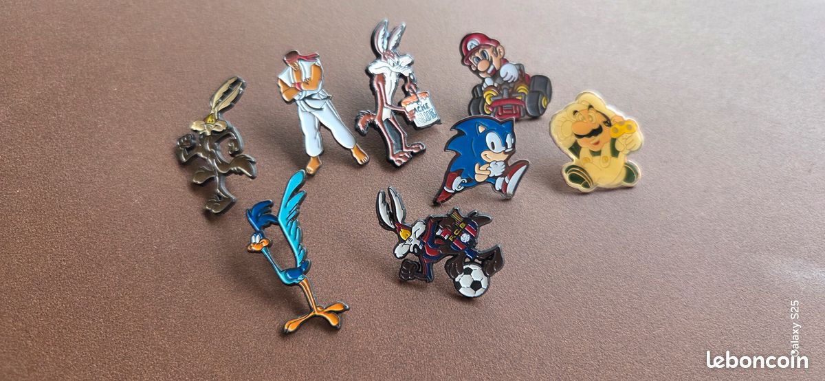Figurine en carton Bip Bip et Coyote le Roadrunner le Géocoucou Hauteur