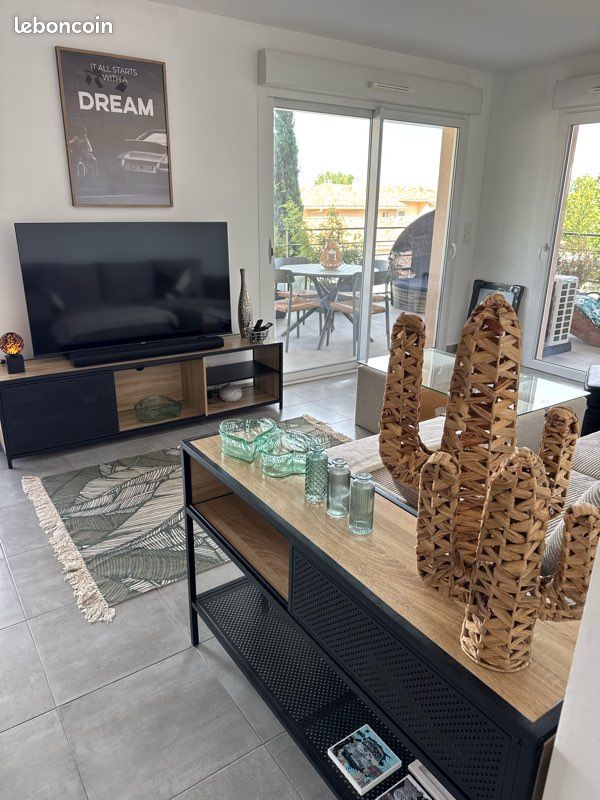 Appartement 3 pièces 65 m² · à Roquebrune-sur-Argens · 65 m² · 1 300 €/mois