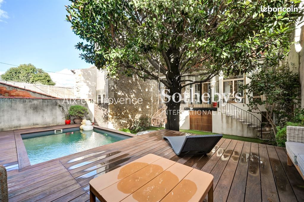 Maison 6 pièces 210 m² · à Salon-de-Provence · 210 m² · 897 000 €