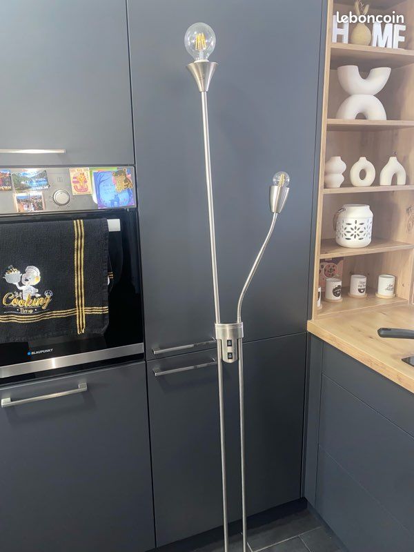 Lampe sur pied (image 2)