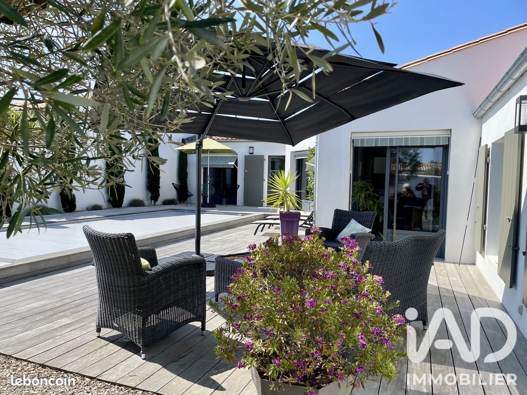 Maison 5 pièces 168 m² · à La Flotte · 168 m² · 1 450 000 €