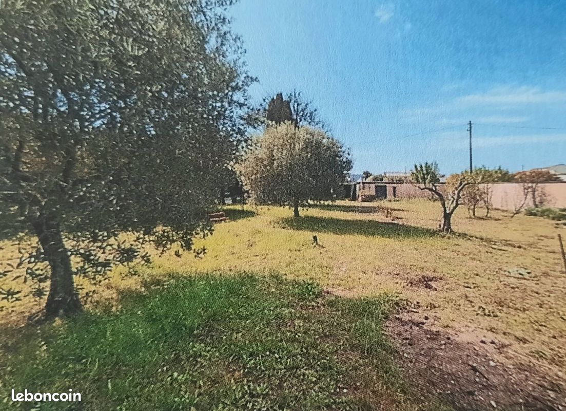 Terrain 507 m² · à Carpentras · 507 m² · 127 700 €