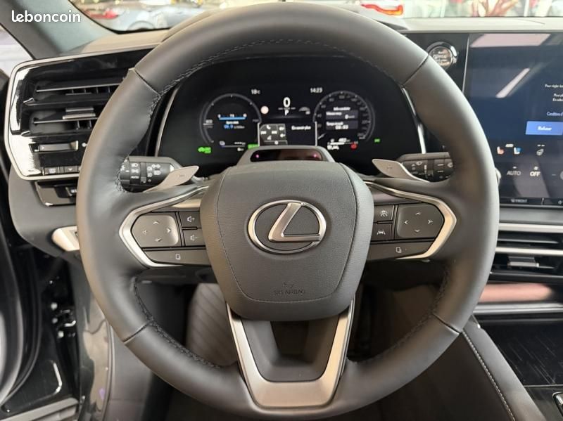 Lexus RX 450h+ F SPORT Design 4WD MY25 (image 17)
