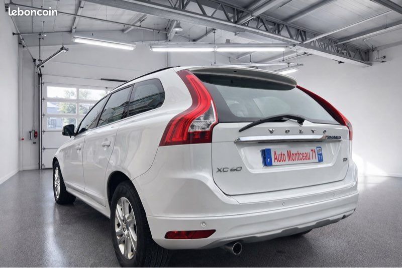 VOLVO XC 60 Phase 2 D3 2.0 TDi 150cv (image 4)