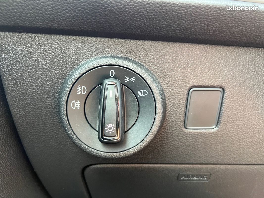 SEAT ATECA 1.0 TSI 115cv REFERENCE START-STOP - Pack Confort (image 17)