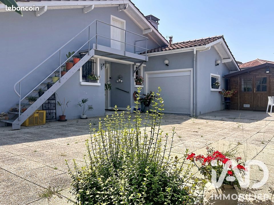 Maison 4 pièces 113 m² · à Aire-sur-l'Adour · 113 m² · 209 000 €