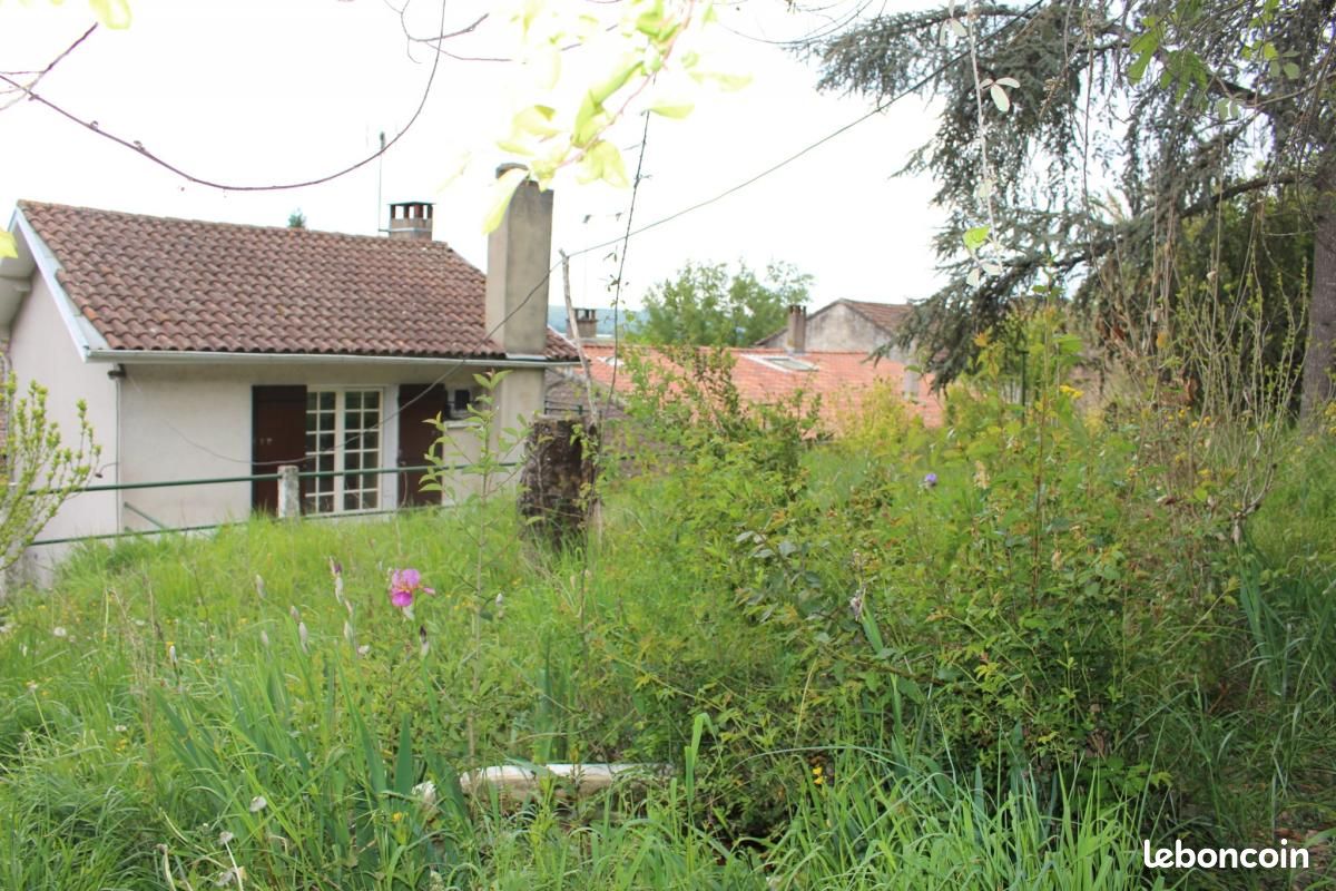 Maison 5 pièces 148 m² · à Port-Sainte-Marie · 148 m² · 138 500 €