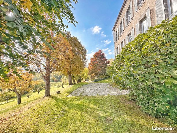 Propriété 7 pièces 260 m²