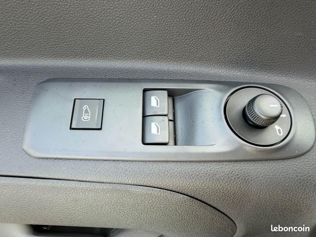 CITROEN BERLINGO III 1.5 BlueHDi S&S - 100 Fourgon M 650 kg (image 24)