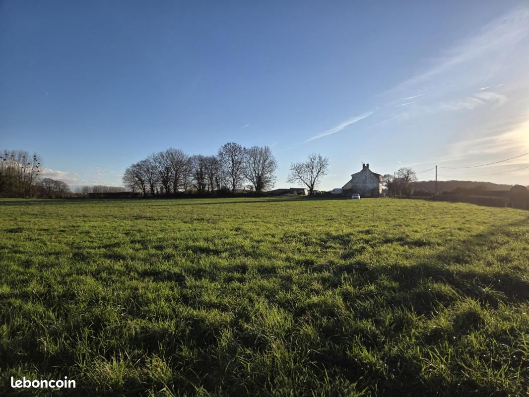 Terrain 852 m² Crecy En Ponthieu · à Crécy-en-Ponthieu · 34 000 €