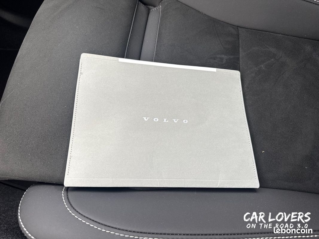 VOLVO XC40 B3 163 ch DCT7 Ultra (image 13)