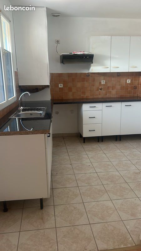 Appartement 3 pièces 52 m² · à Graulhet · 52 m² · 400 €