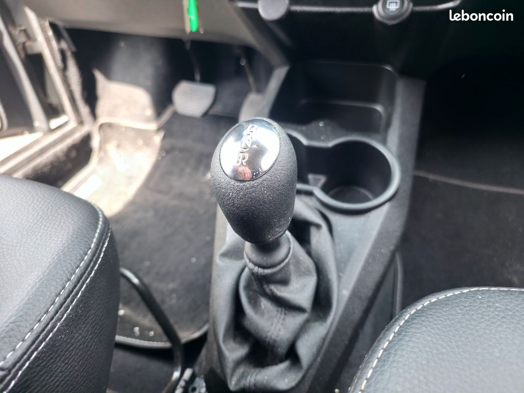AIXAM CROSSOVER PREMIUM / CaMERA DE RECUL (image 30)