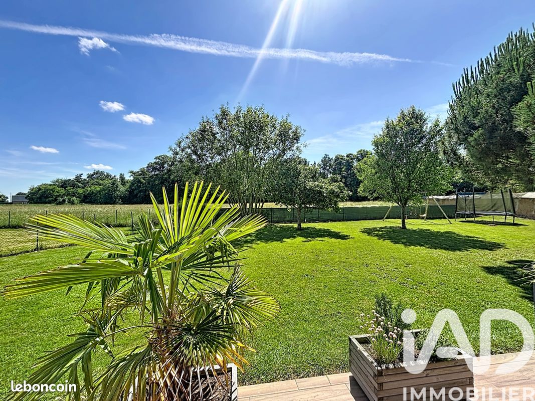 Maison 5 pièces 140 m² · à Beaumont-le-Roger · 140 m² · 259 000 €