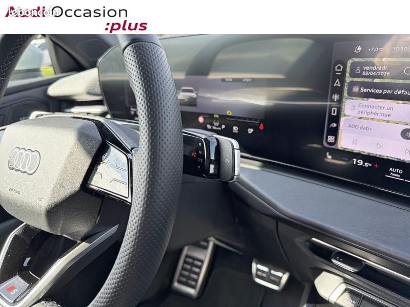 Audi Q3 1.5 e-hybrid 272ch S line S tronic 6 (image 12)