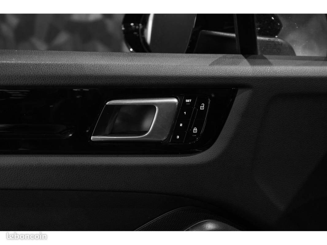 Porsche Cayenne E-Hybrid 462 CH / CHRONO Régulateur Adaptatif Toit ouvrant - panoramique Sièges c... (image 20)