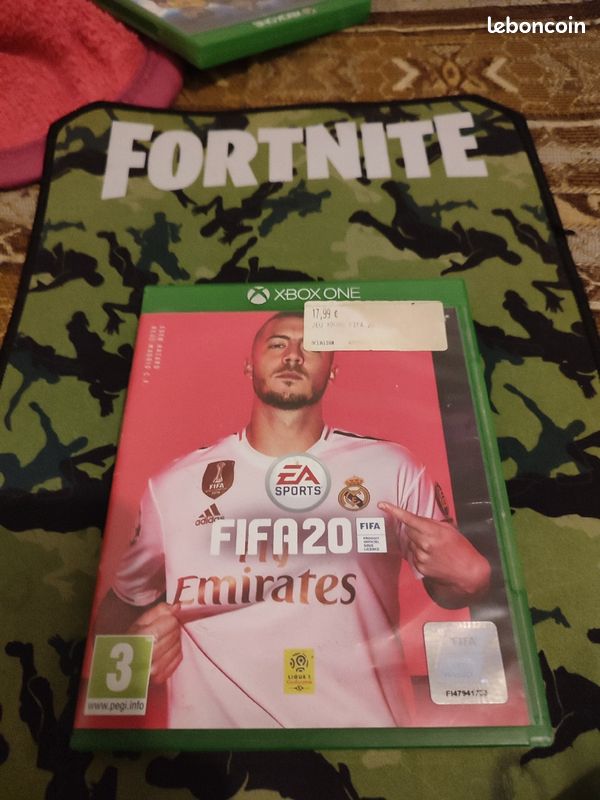 Bonjour êtes vous intéressée par des jeux Xbox one a pas cher (image 3)