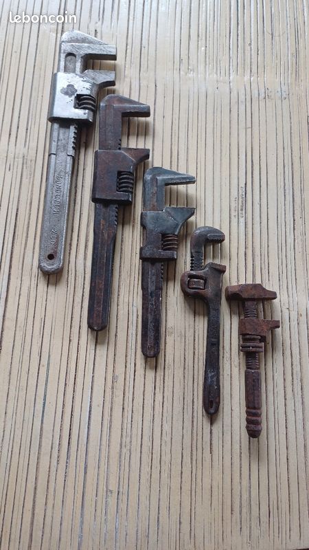 Clef à griffes anciennes (image 1)