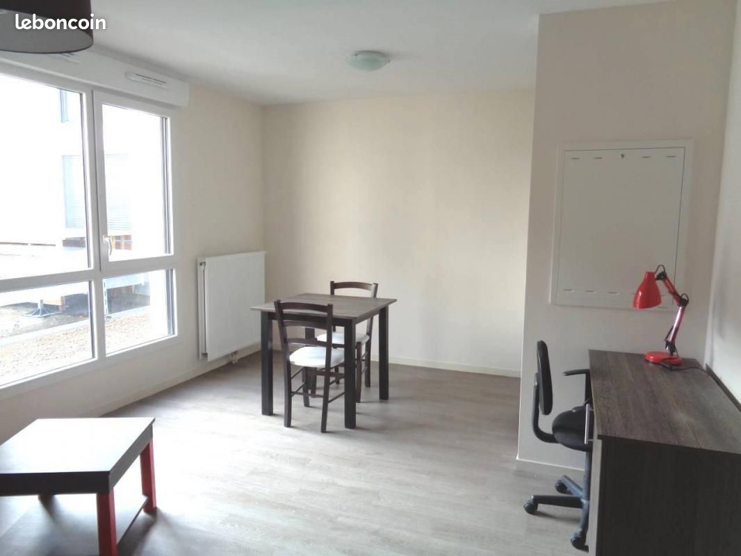 Studio 1 pièce 28 m² - Brive-la-Gaillarde 19100 (image principale 4)