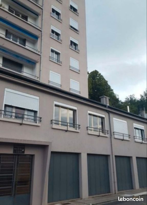 Appartement 1 pièce 35 m² · à Tulle · 35 m² · 270 €