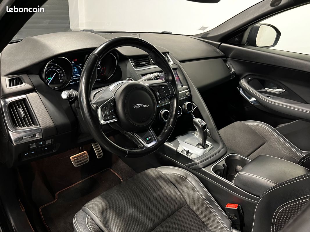 JAGUAR E Pace 2.0 D R-Dynamique 150 Cv (image 8)