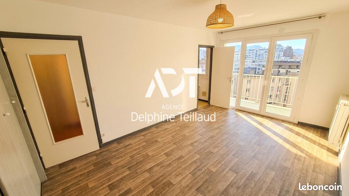 Appartement 1 pièce 27 m² · à Grenoble · 27 m² · 647 €/mois