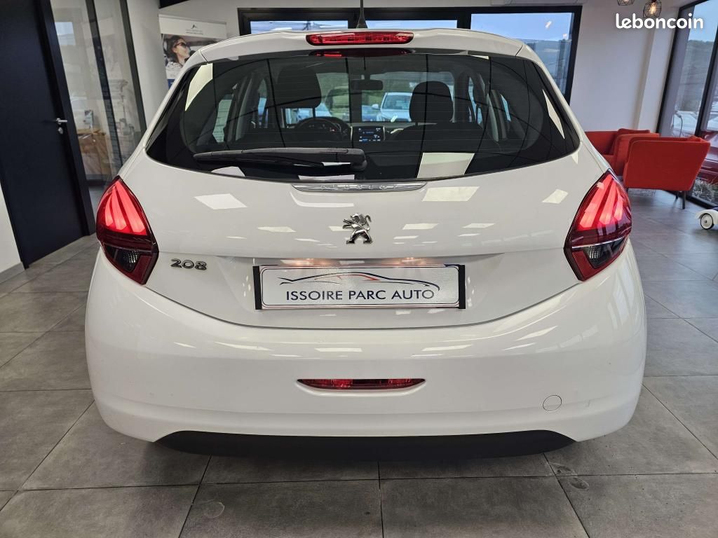 PEUGEOT 208 1.2i PureTech 12V - 82 BERLINE Active PHASE 2 (image 5)
