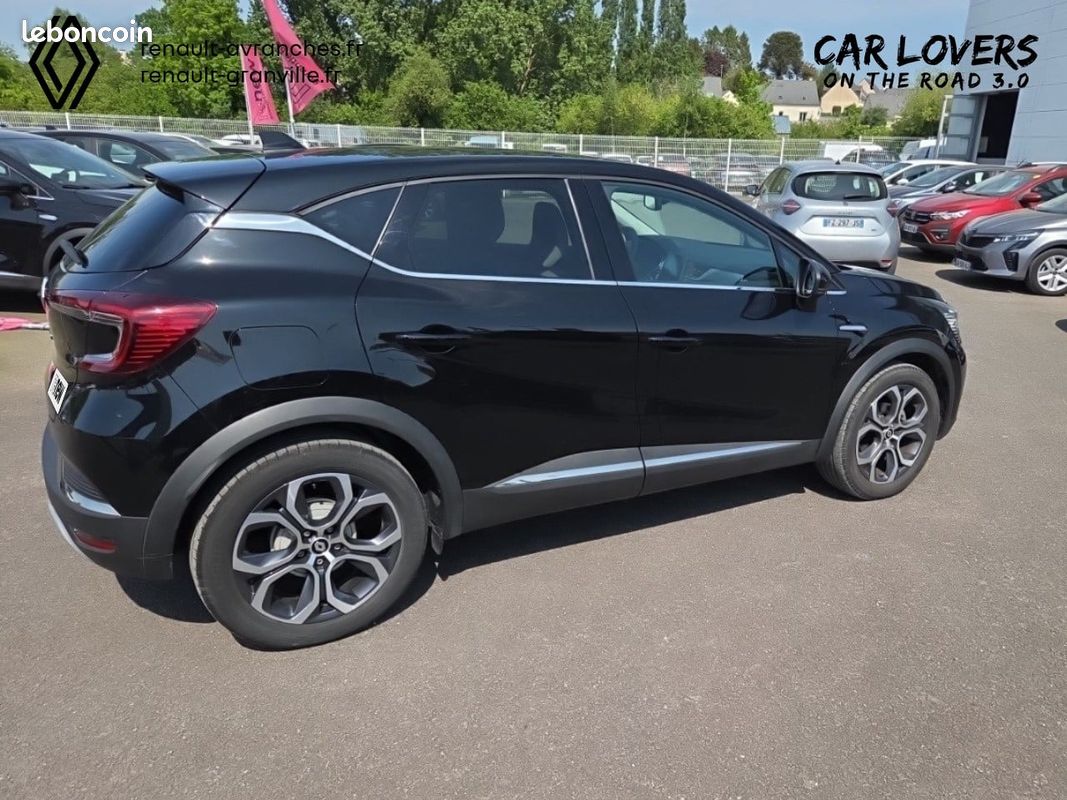 RENAULT Captur TCe 90 Techno (image 10)