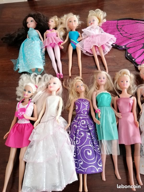 Ensemble Barbie et accessoires... (image 8)