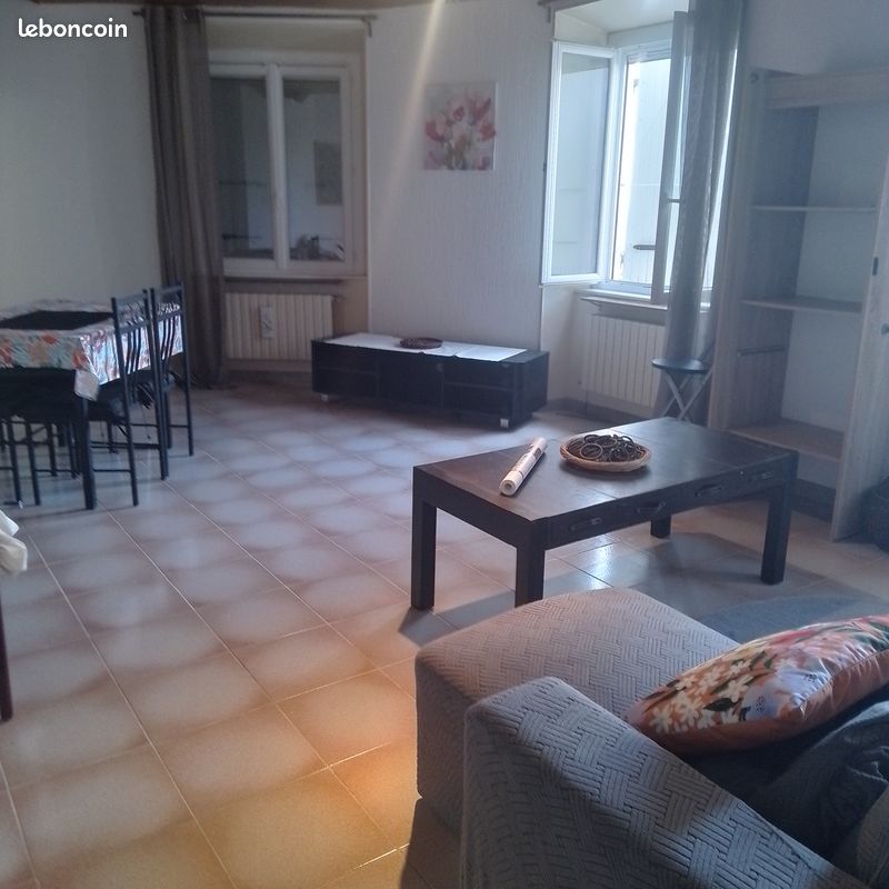 Appartement 4 pièces 88 m² · à Pierrelatte · 88 m² · 620 €/mois