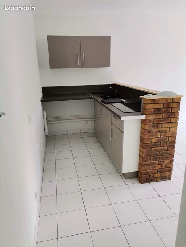 Appartement 2 pièces 42 m² · à Villeneuve-sur-Yonne · 42 m² · 550 €/mois