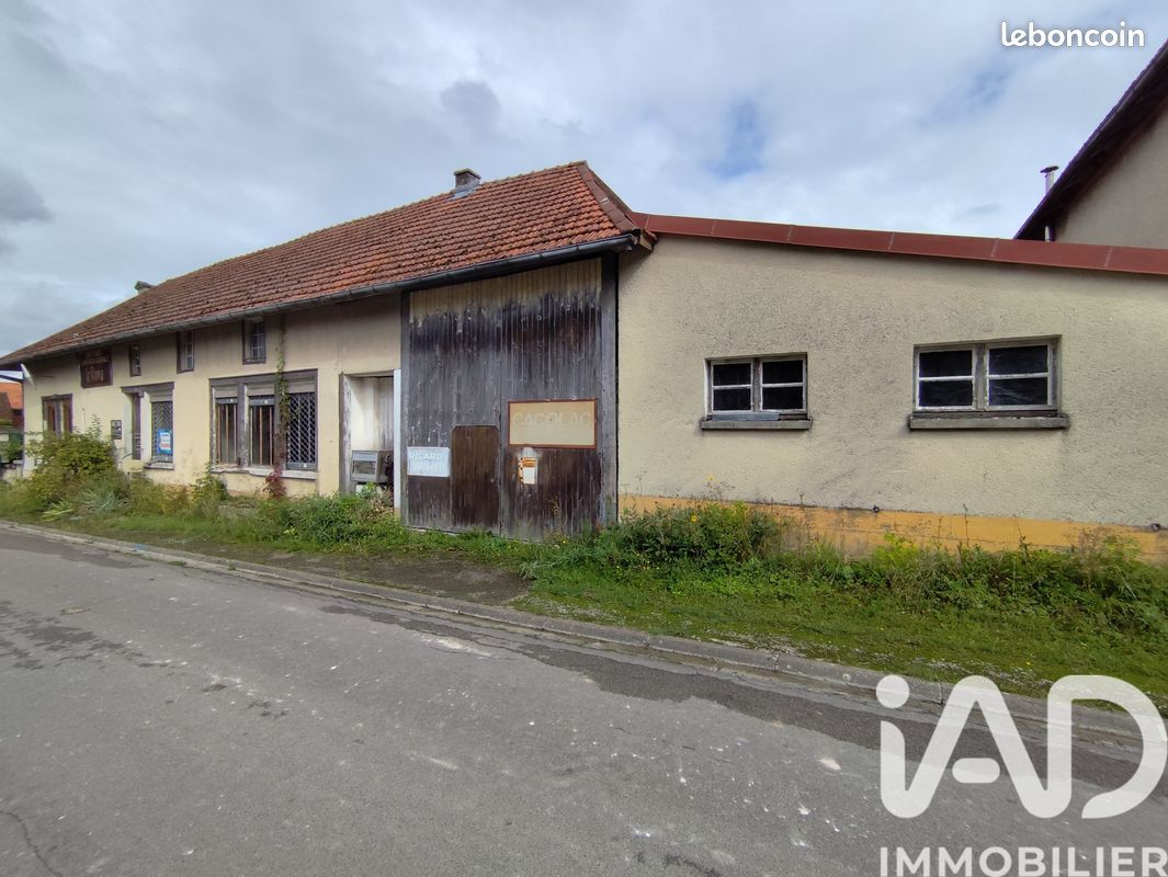 Maison 8 pièces 250 m² · à Trouans · 250 m² · 95 000 €