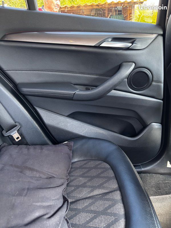 Bmw x1 18d bva8 (image 9)
