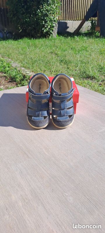 Chaussures Kickers taille 24 (image 3)