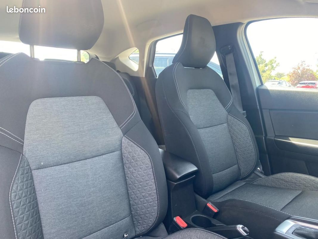 RENAULT CAPTUR 1.6 E-Tech Hybride - 145 - BVA multi-modes 2021 II Zen PHASE 1 (image 19)