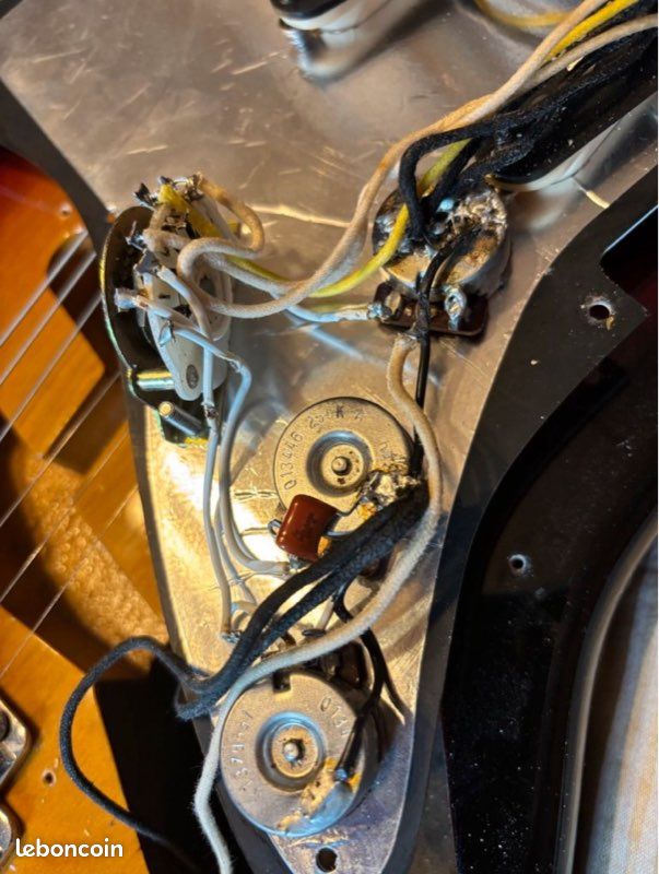 Pickguard complet stratocaster Micros Rebel Relic SRV (image 2)