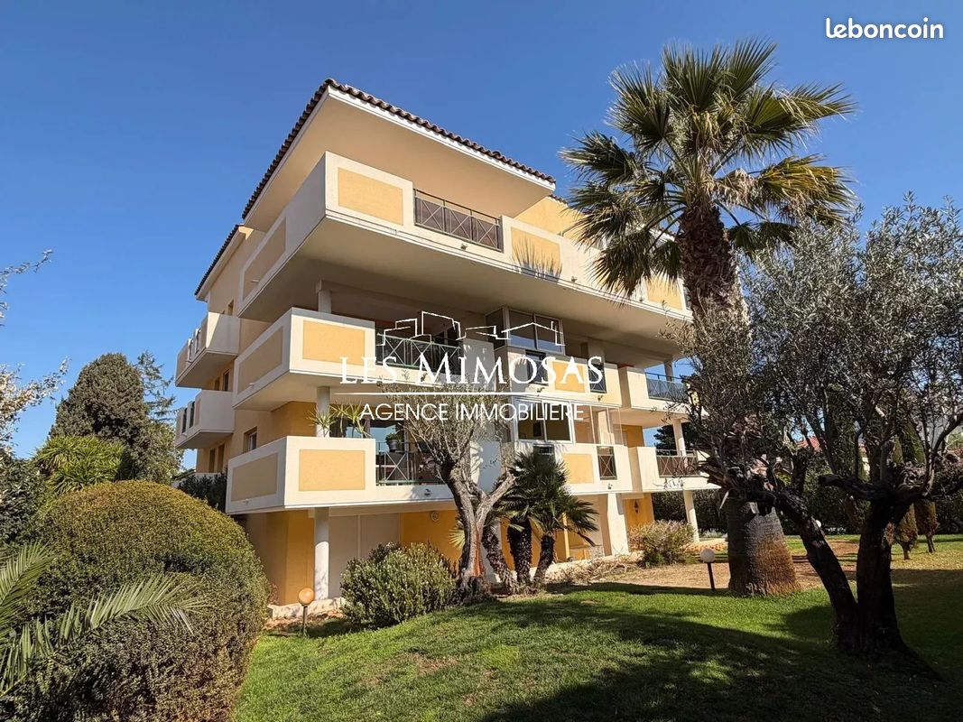 Appartement 3 pièces 64 m² · à Fréjus · 64 m² · 400 000 €